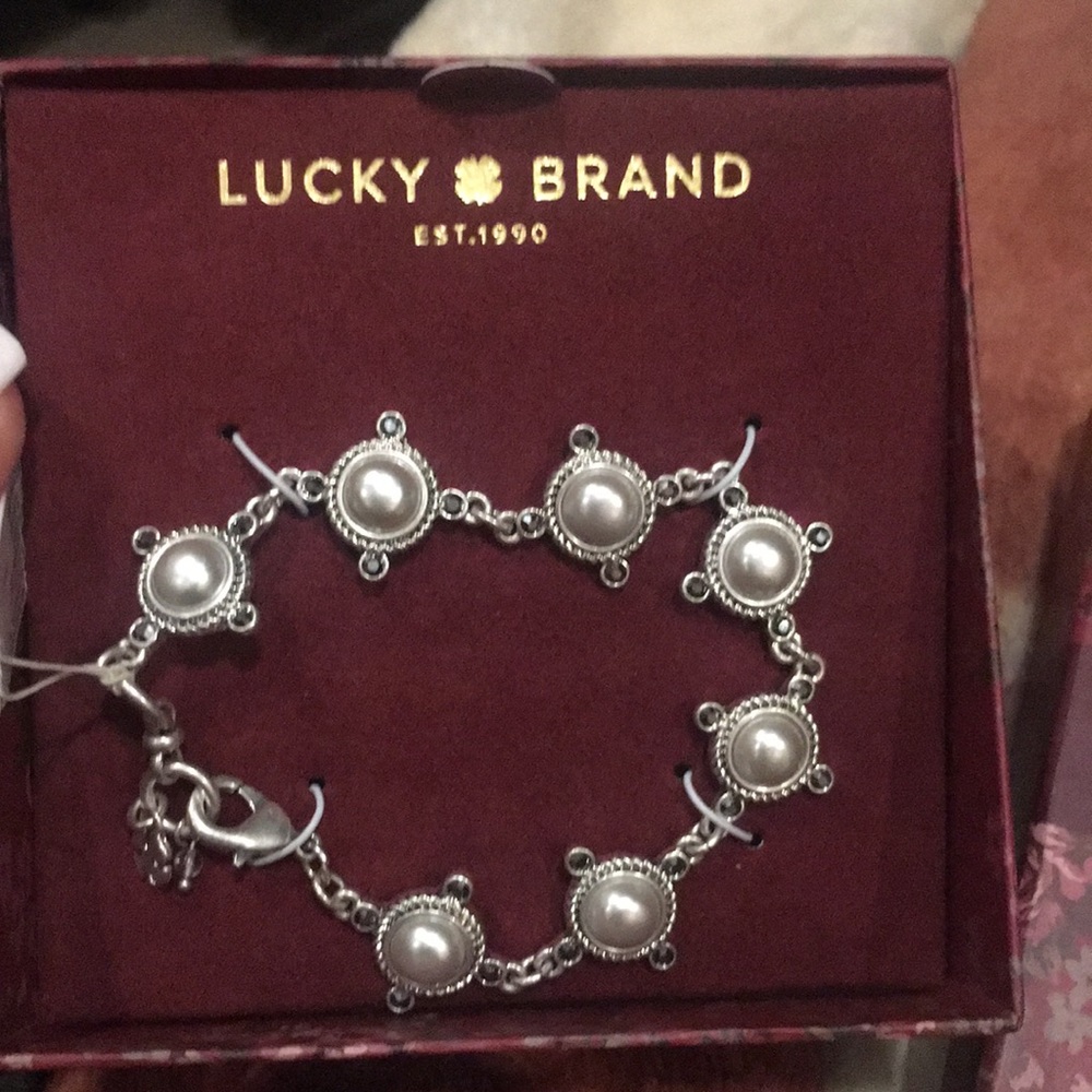 Lucky Brand silver/Faux pearl & semi-precious